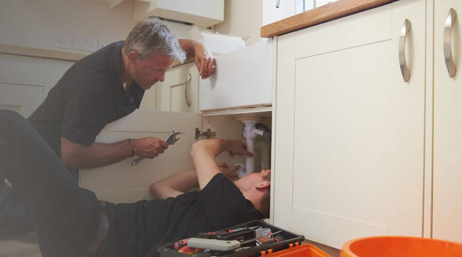 Professional burst pipe repair services in Saint Lucas, IA